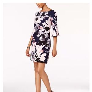 Floral Vince Camuto Bell Sleeve Dress